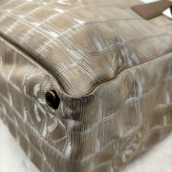 Chanel travel line Beige tan airplane  carry on hand bag purse jacquard - Picture 6 of 9